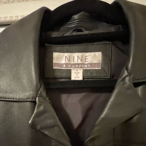 Nine & Company Flawless Women’s 100% Leather Jacket SZ Medium - Picture 5 of 6